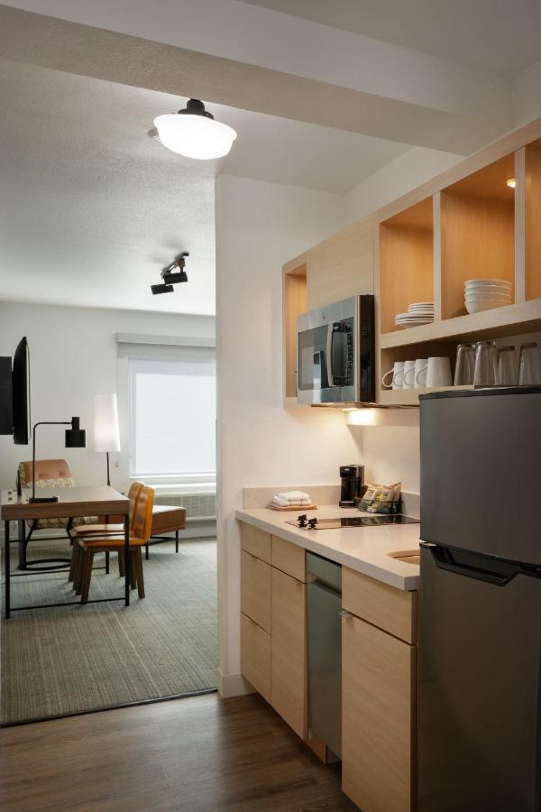 Towneplace Suites By Marriott Denver North Thornton Exterior photo