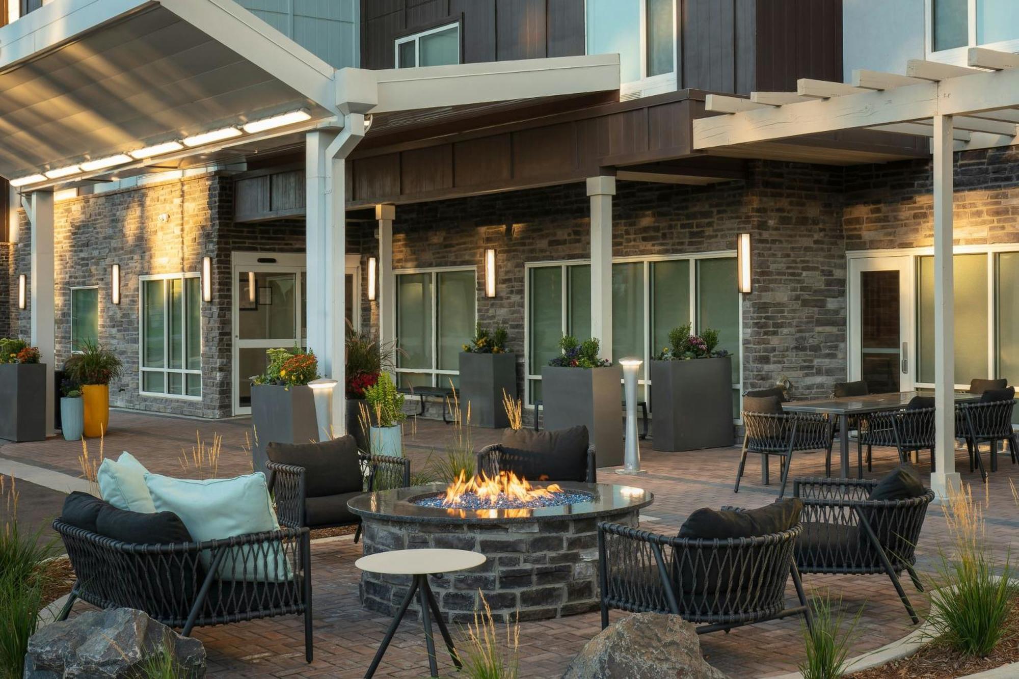 Towneplace Suites By Marriott Denver North Thornton Exterior photo
